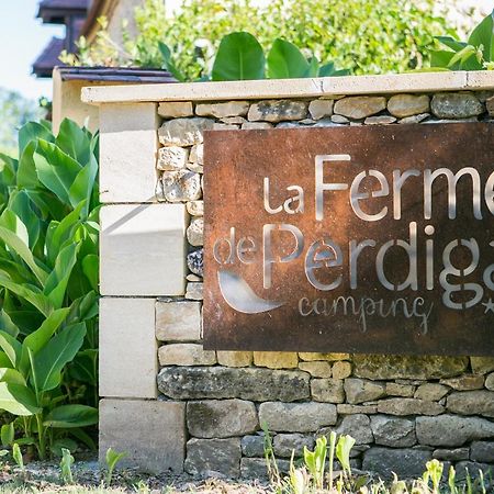 Camping La Ferme De Perdigat Limeuil Exterior foto