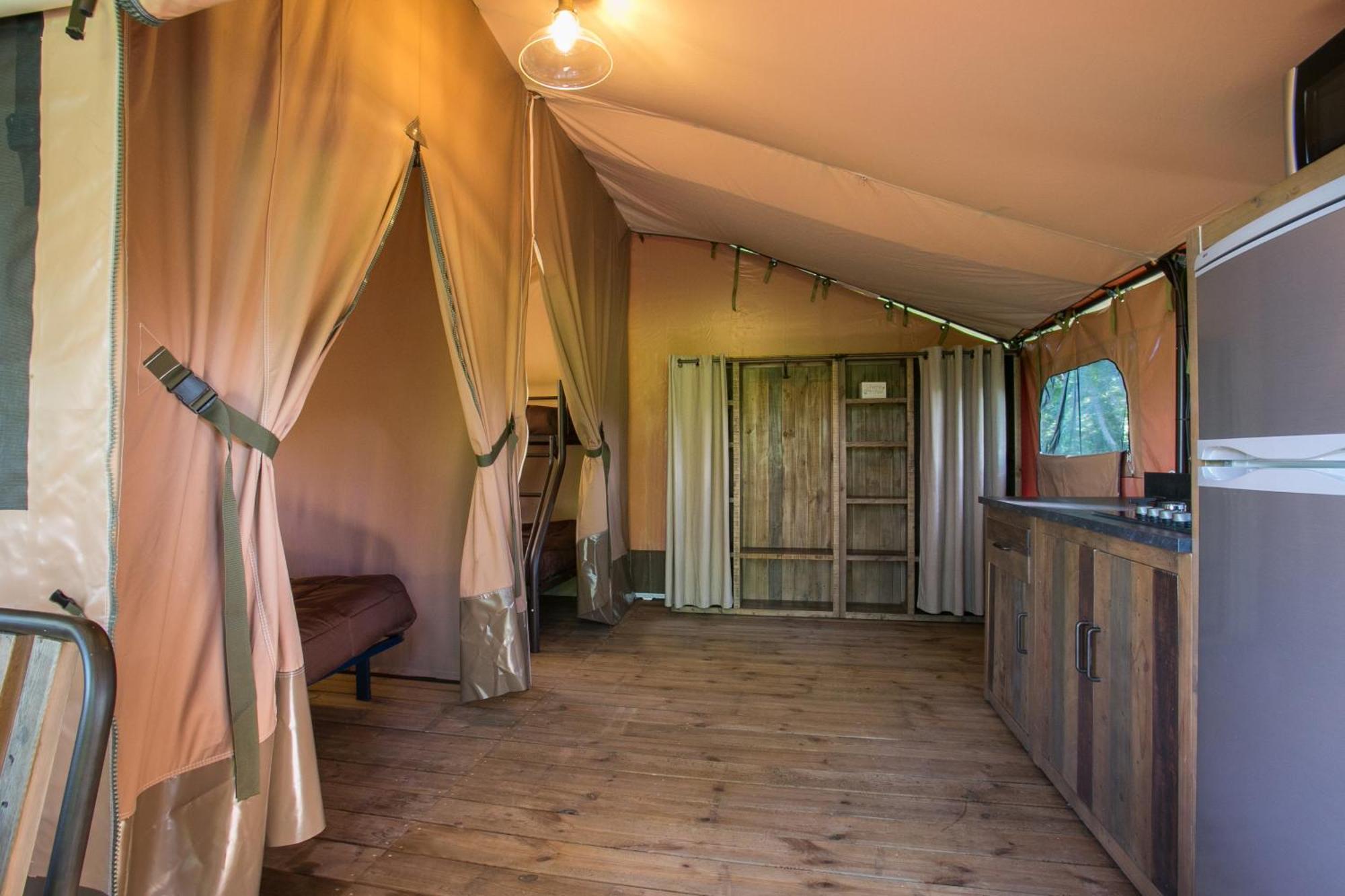 Camping La Ferme De Perdigat Limeuil Exterior foto